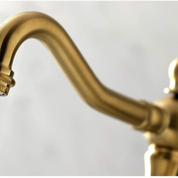 Kingston Brass  Widespread Bathroom Faucet - Picture 3 of 4